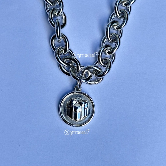 AUTH Tiffany & Co. bracelet w/ rare Lexicon giftbox charm🎁 - Picture 6 of 17